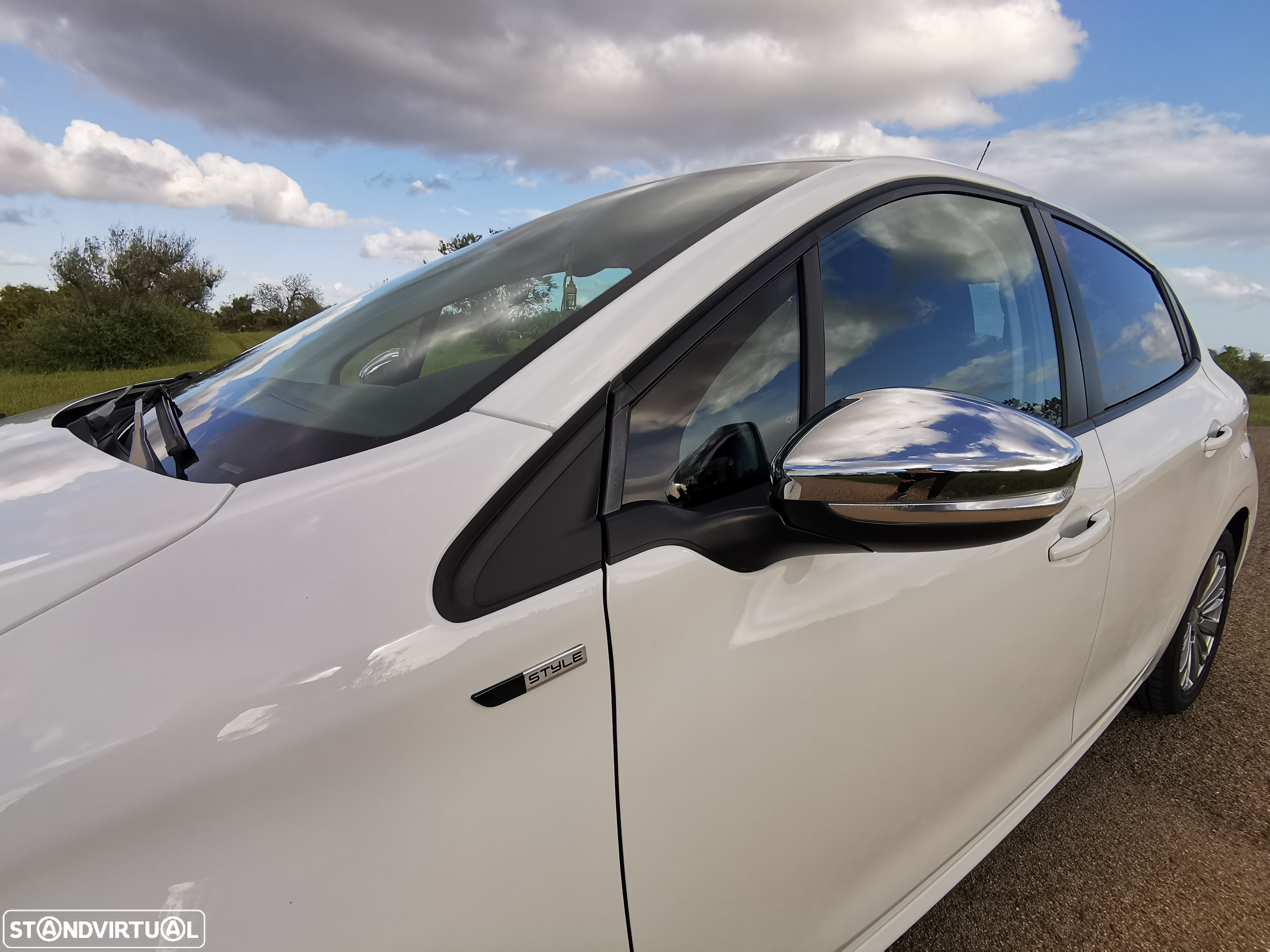 Peugeot 208 1.6 BlueHDi Style - 6