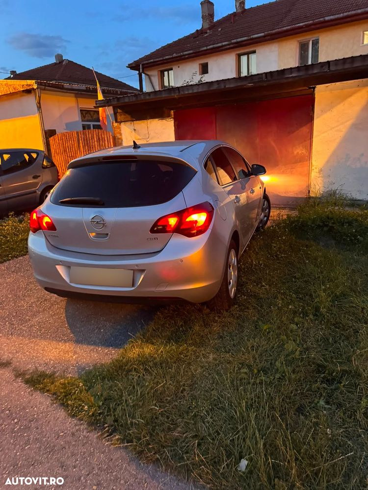 Opel Astra 1.7 CDTI Sport - 9