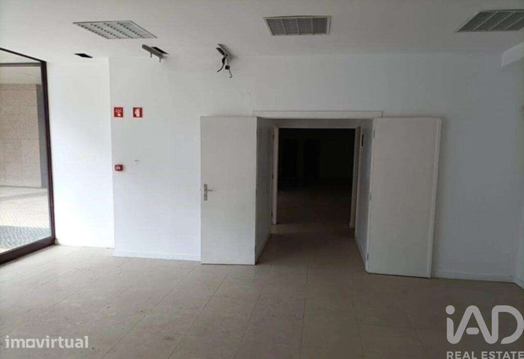Loja / Estabelecimento Comercial em Cedofeita, Santo Ildefonso, Sé, Mi - Grande imagem: 2/9