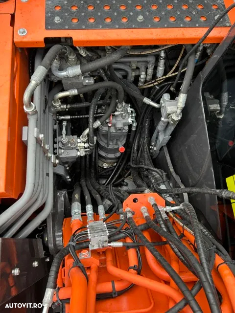Hitachi ZX140W-6 - 22