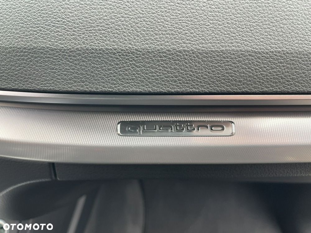 Audi Q5 2.0 TDI quattro design - 13