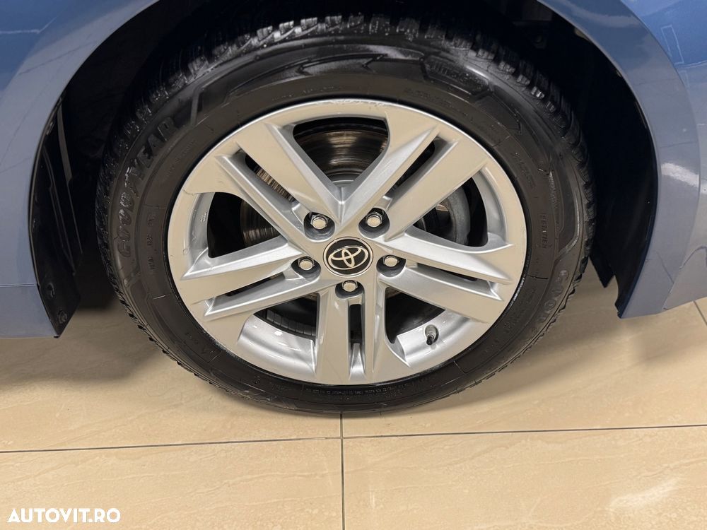 Toyota Corolla 1.8 Business Edition - 31