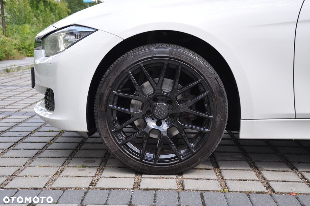 BMW Seria 3 - 15