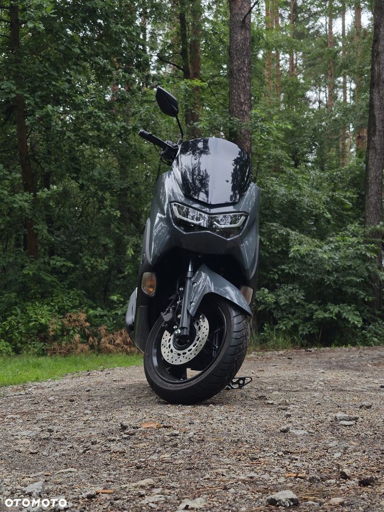 Yamaha NMAX - 4