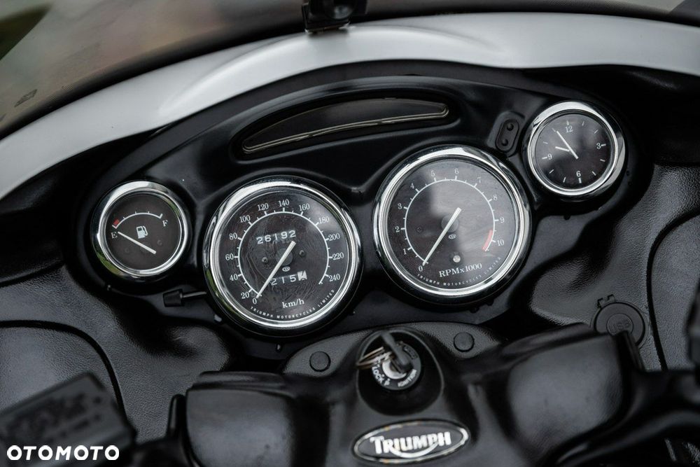 Triumph Trophy - 9