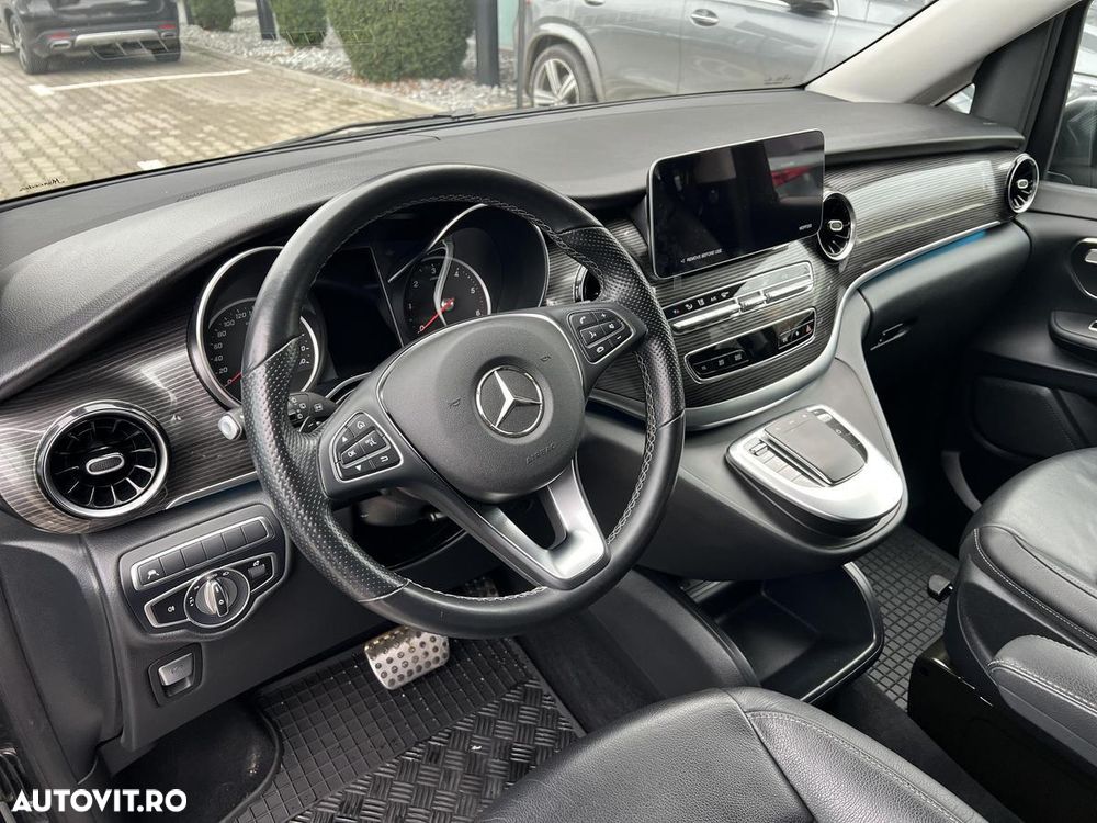 Mercedes-Benz V 300 d Combi Compact 237 CP RWD 9AT - 9