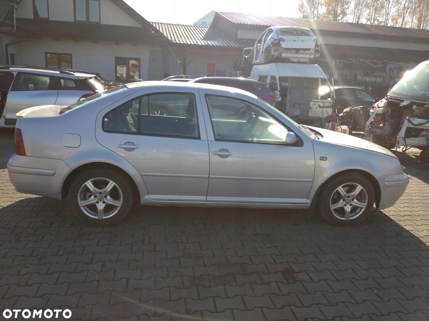 VOLKSWAGEN VW BORA GOLF 4 IV DRZWI PRAWE PRZÓD PRZEDNIE SREBRNE LB7Z - 2