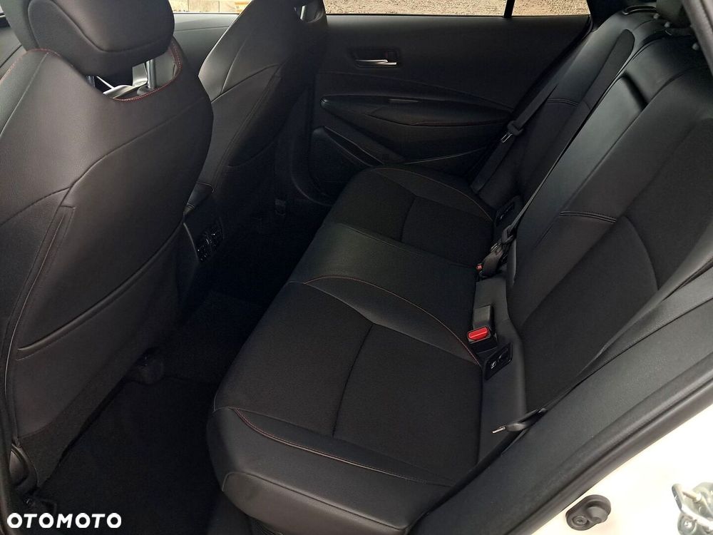 Toyota Corolla 1.8 Hybrid GR Sport Dynamic - 13