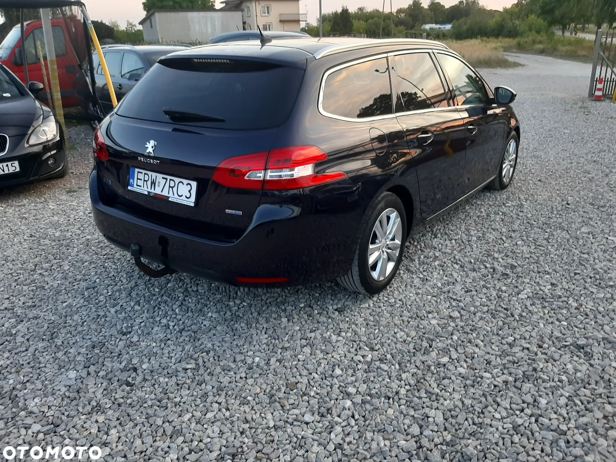 Peugeot 308 SW 1.6 BlueHDi Allure S&S - 10