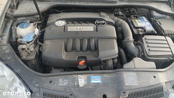 Volkswagen Golf - 14