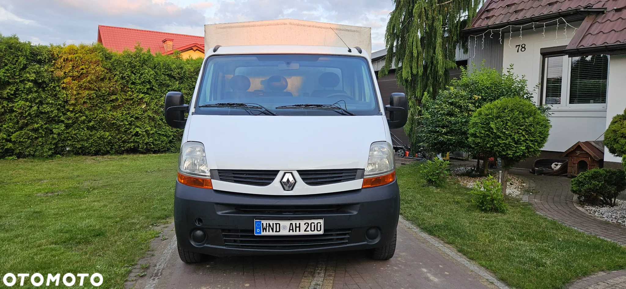 Renault MASTER 2.5 DCI 2008 r SKRZYNIA PLANDEKA PAKA 3 OSOBY - 2