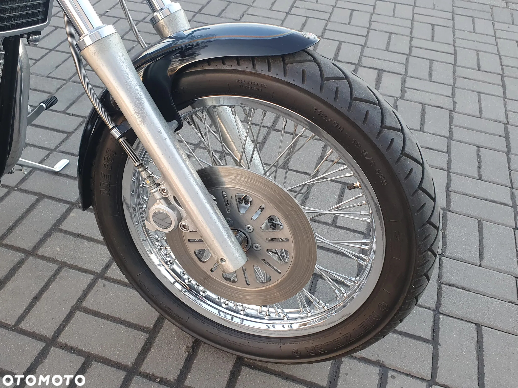 Suzuki Intruder - 15