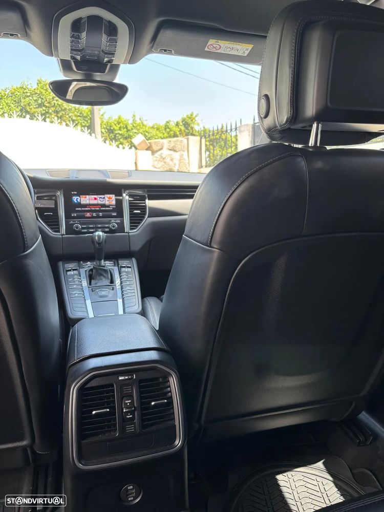 Porsche Macan - 10