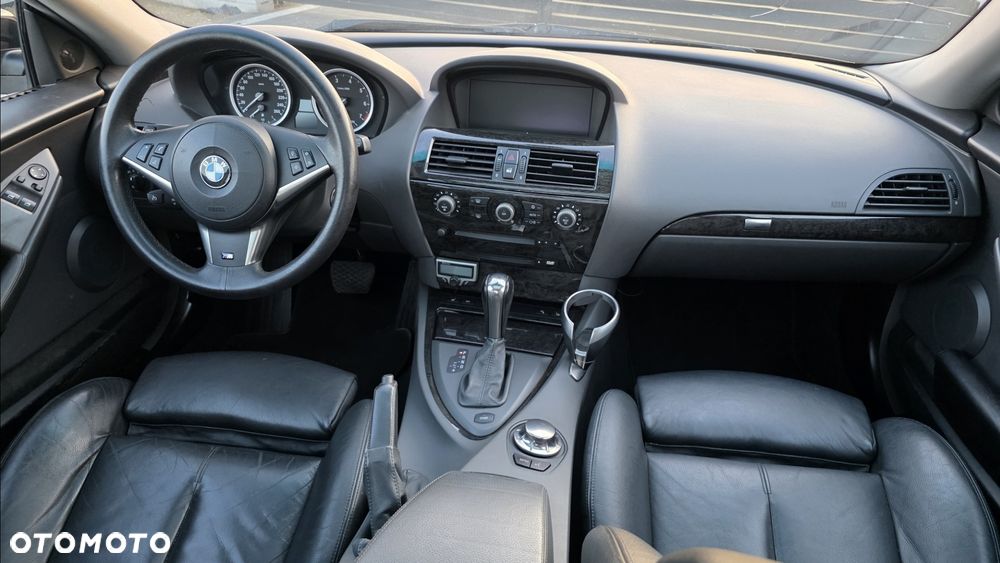 BMW Seria 6 645 Ci - 12