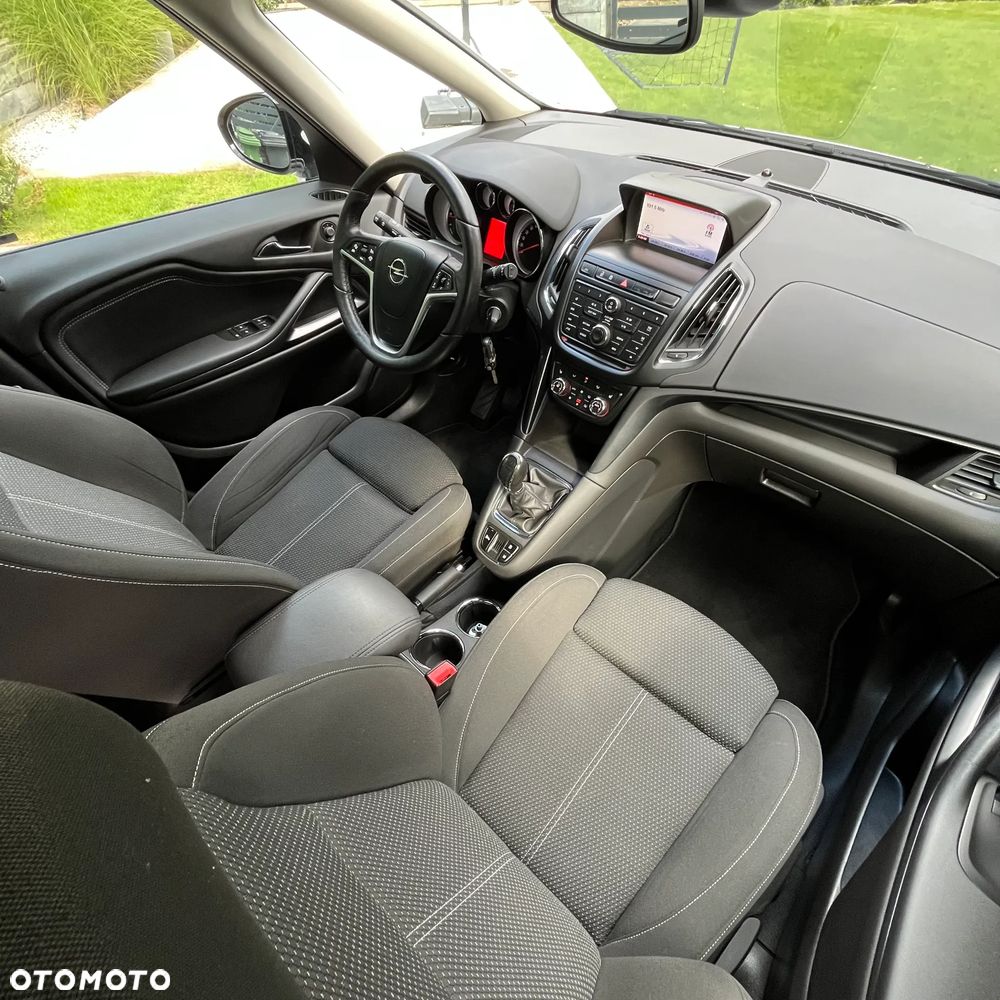 Opel Zafira Tourer 1.4 Turbo Innovation - 21