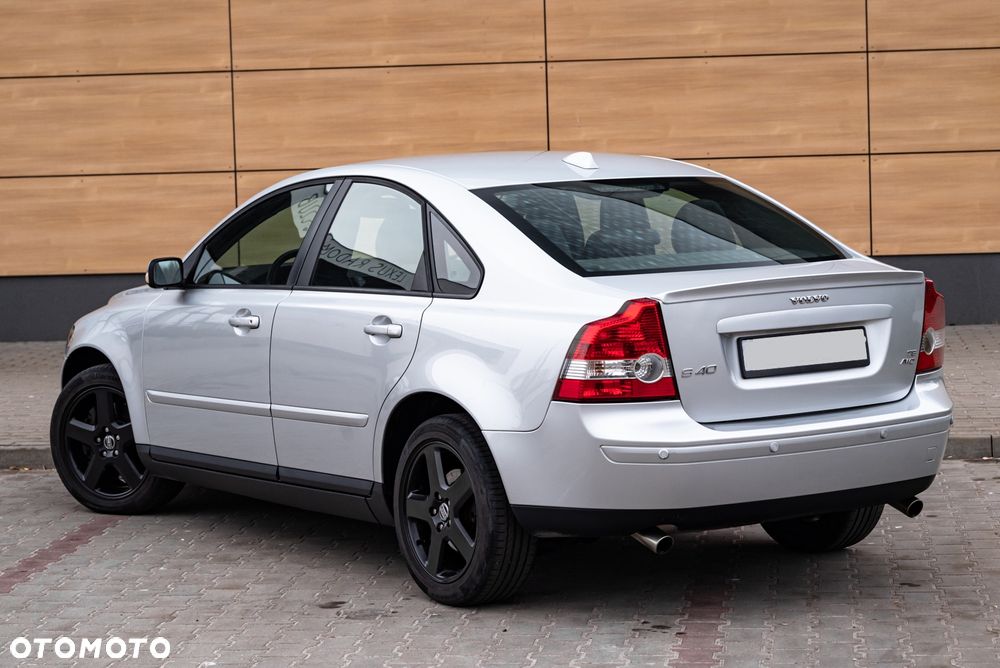 Volvo S40 T5 Momentum - 14
