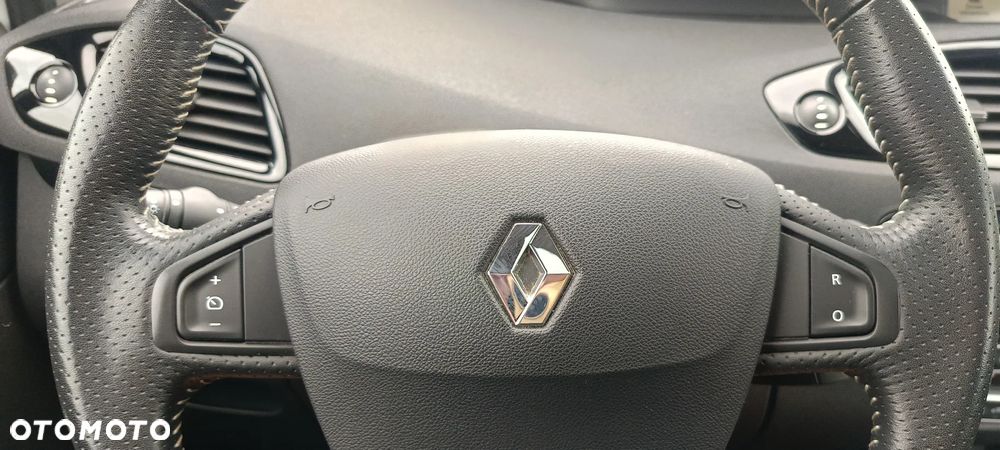 Renault Grand Scenic Energy dCi 130 Start & Stop Euro 6 Bose Edition - 12