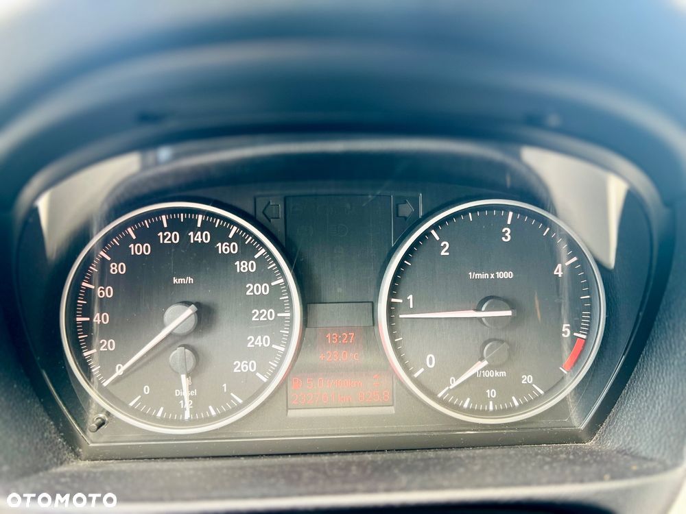 BMW Seria 3 318d - 21