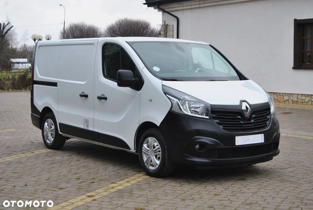 Renault Trafic - 2