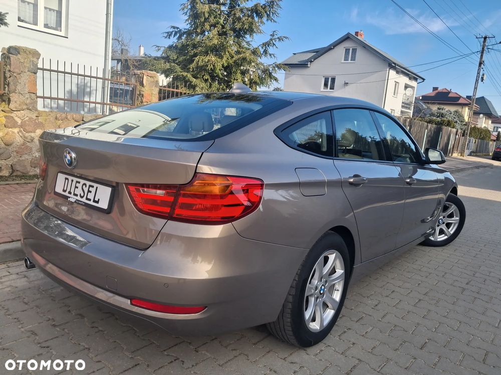 BMW 3GT 318d Luxury Line - 28