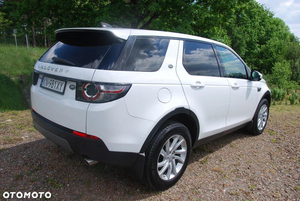 Land Rover Discovery Sport TD4 HSE Luxury - 4