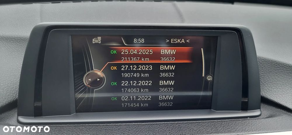 BMW Seria 3 318d DPF Edition Exclusive - 31