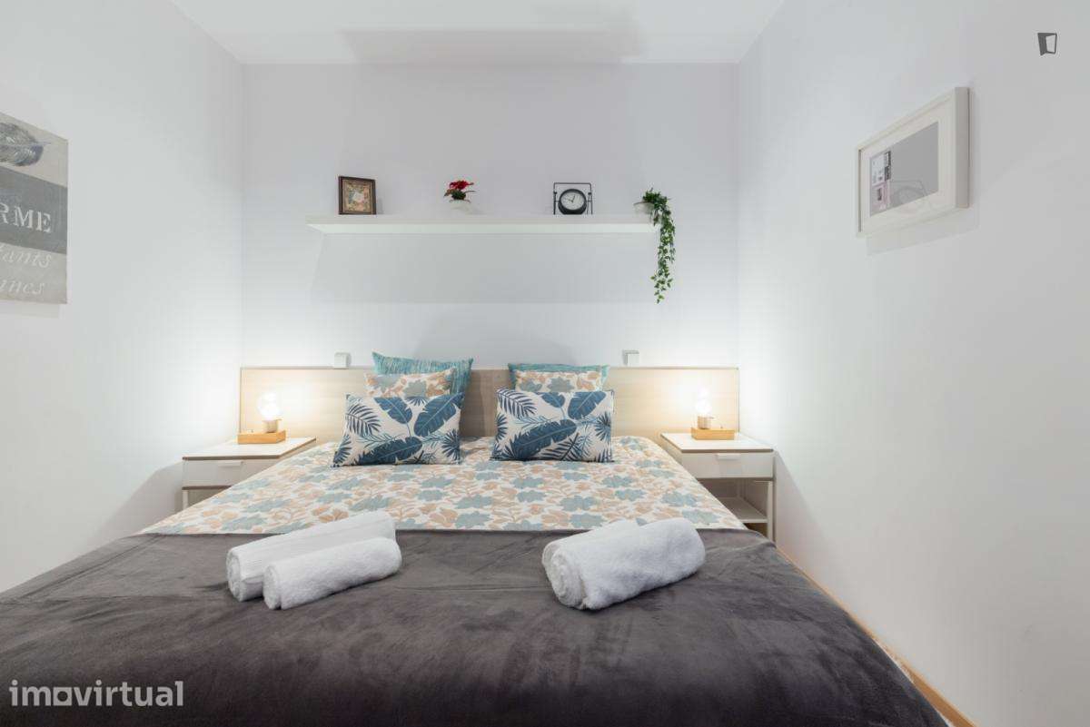 Apartamento com 2 quartos - localizado em Santo Ildefonso Porto - Grande imagem: 2/16