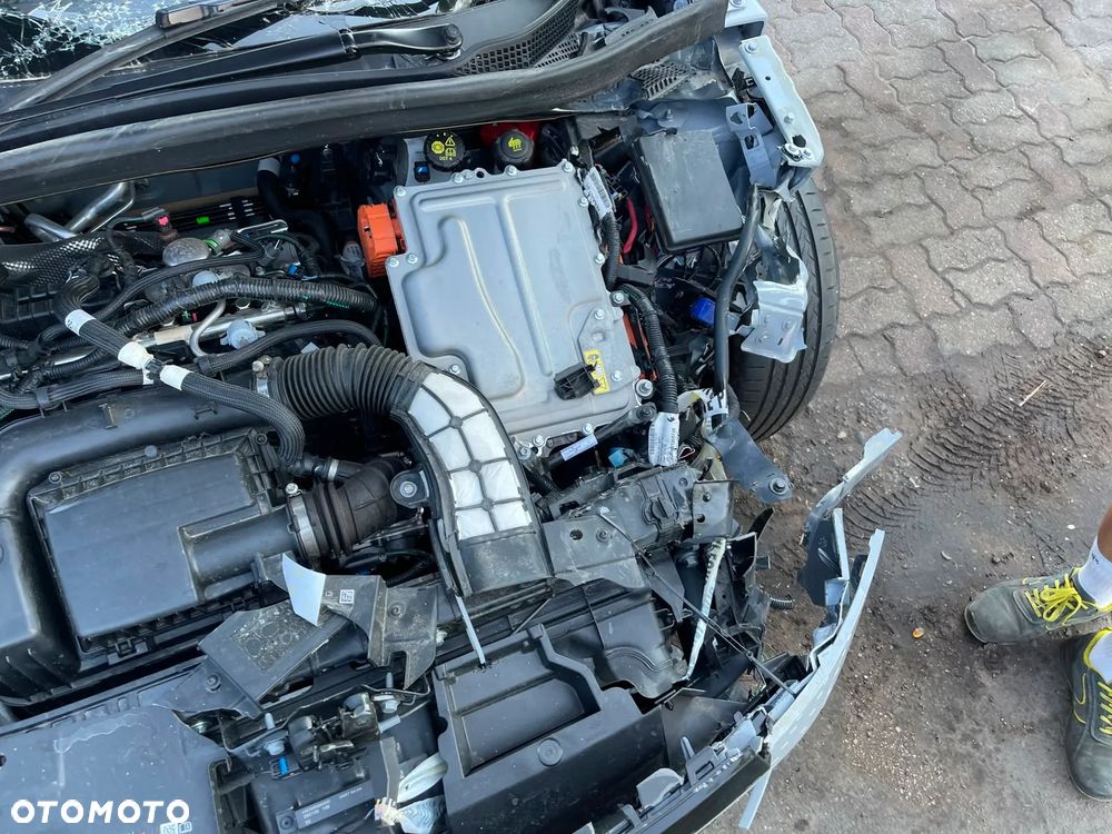 Renault Captur 1.8 E-TECH Full Hybrid 160 Techno - 37