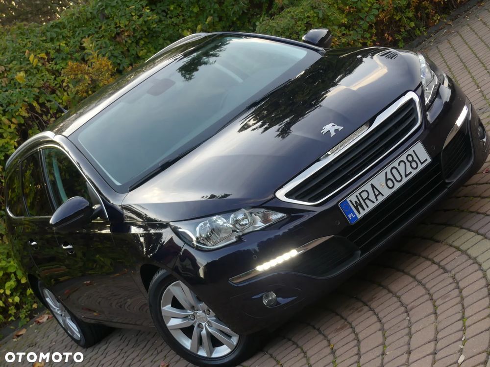Peugeot 308 - 1