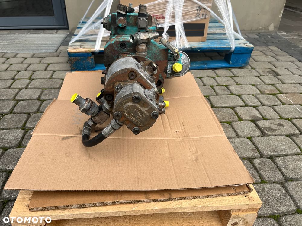 Hydrauliczna pompa jazdy LINDE HPV105-02 6503netto - 5