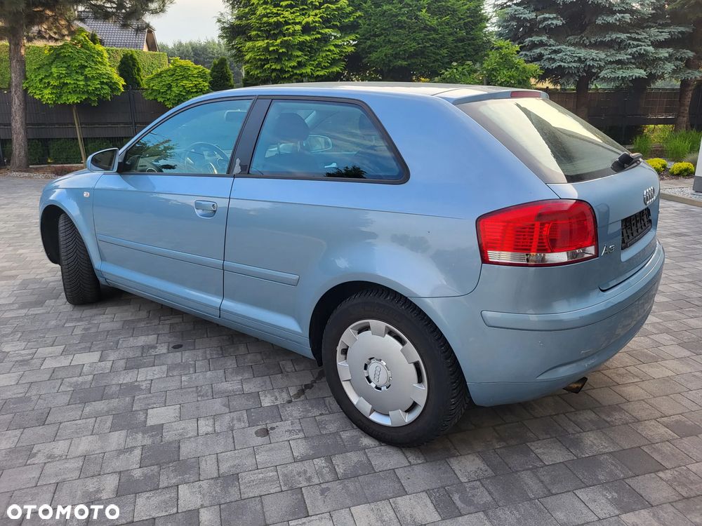 Audi A3 3-drzwiowe 1.6 Ambiente - 5