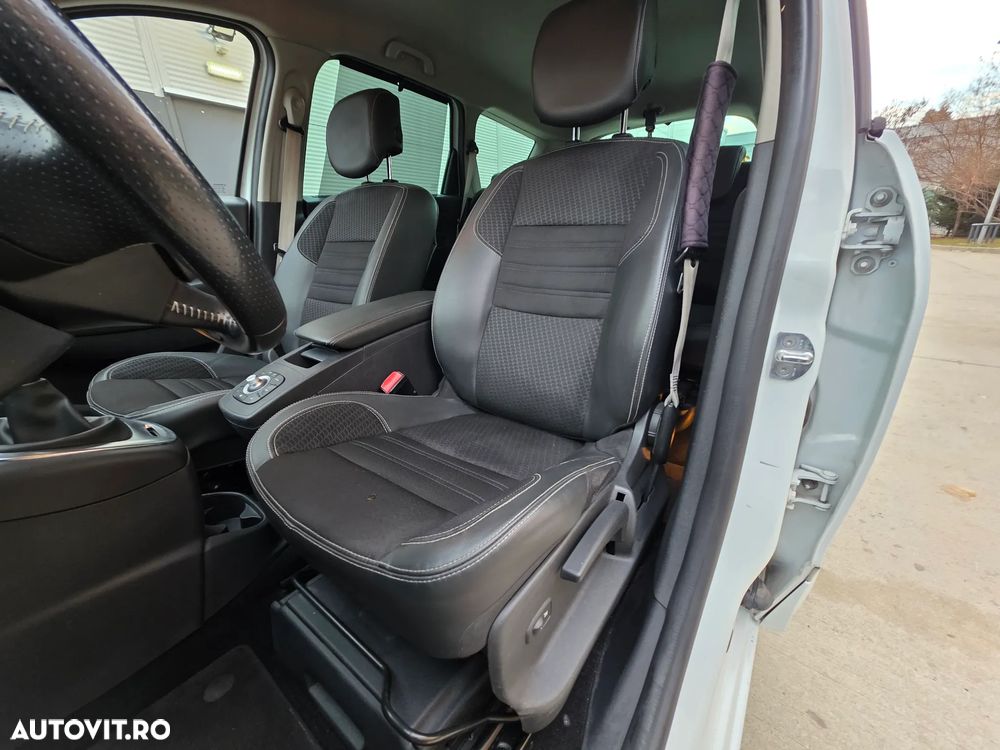 Renault Grand Scenic dCi 150 FAP Aut. Bose Edition - 13