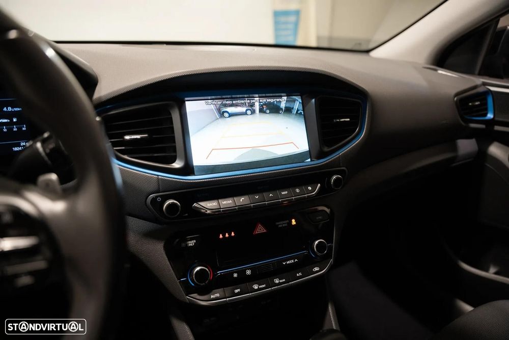Hyundai Ioniq 1.6 GDI HEV Pack Plus - 26