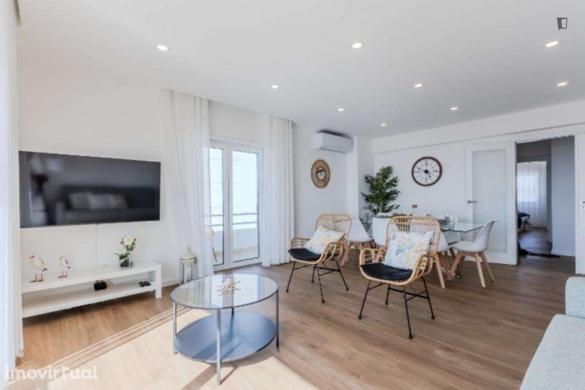Apartamento com 4 quartos - localizado em Torres vedras - Grande imagem: 4/12
