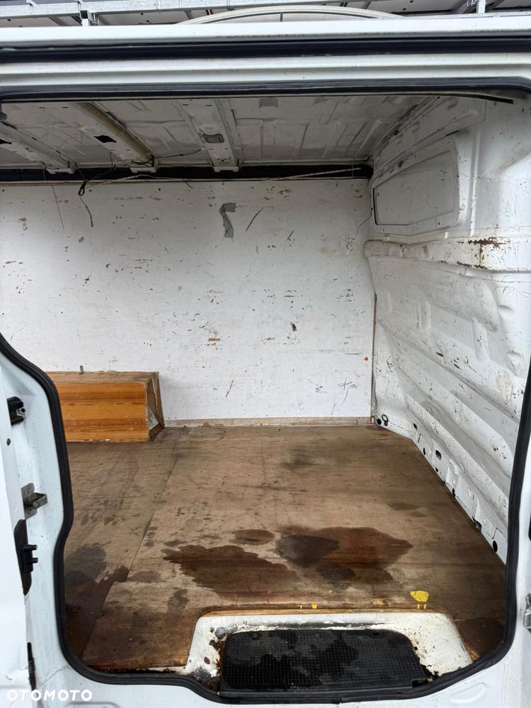 Renault Trafic L1H1 - 10