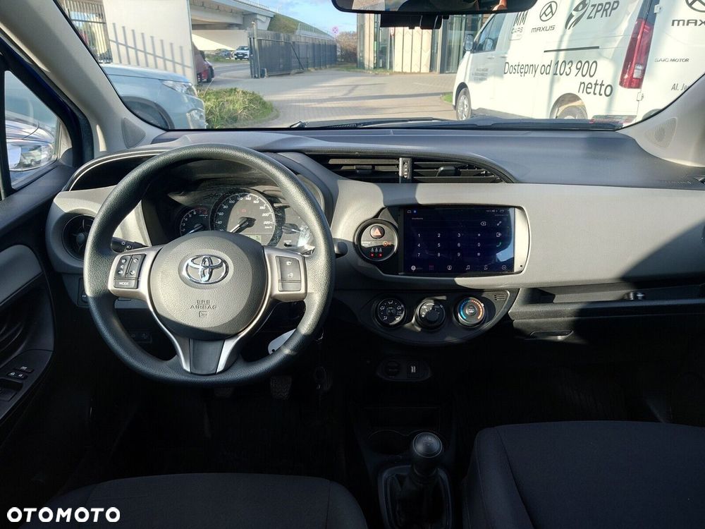 Toyota Yaris - 11