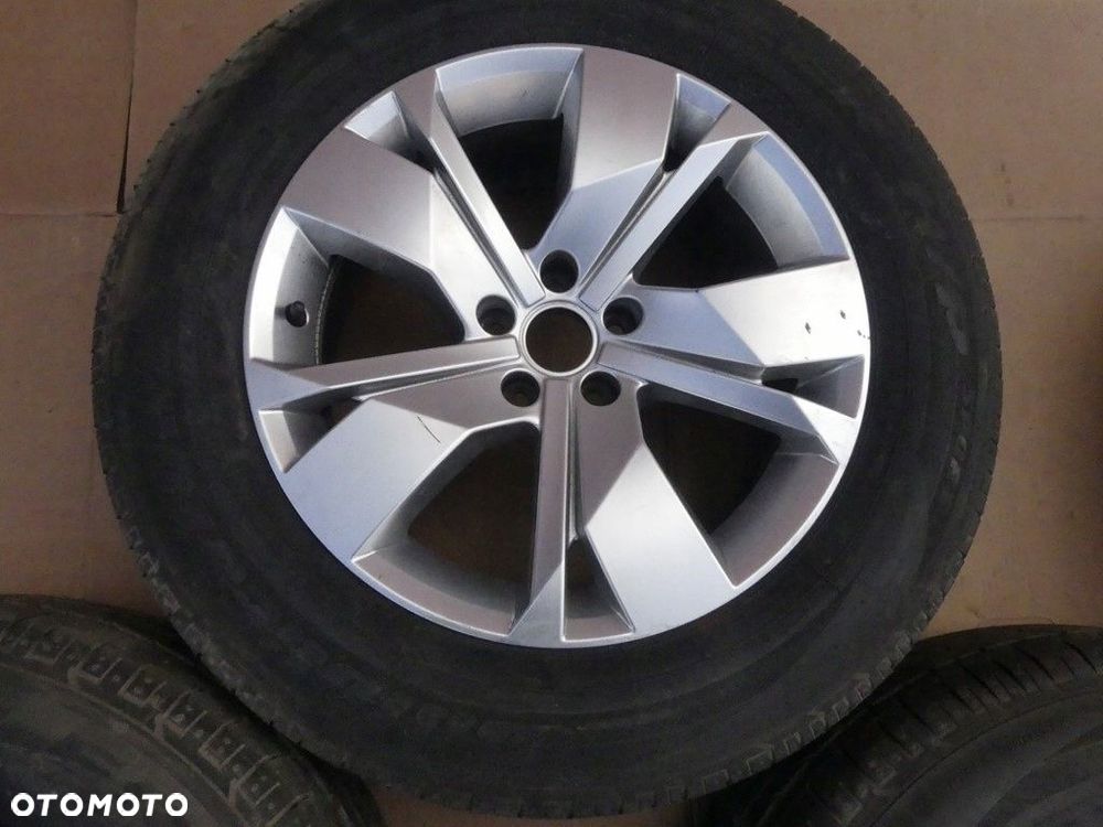 dw touareg 3 alufelgi z oponami bridgestone 235/65r18 760601025a - 4