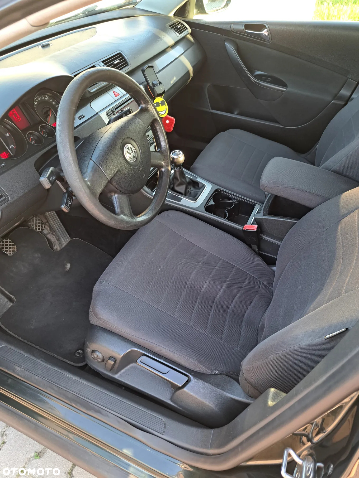 Volkswagen Passat 2.0 TDI Comfortline - 15