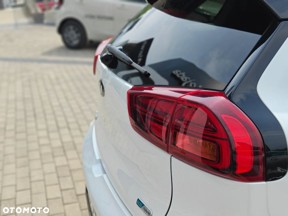 Kia Niro 1.6 GDI Hybrid Business Line - 9