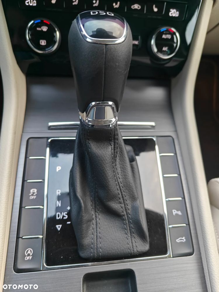 Skoda Superb 2.0 TSI Style DSG - 15