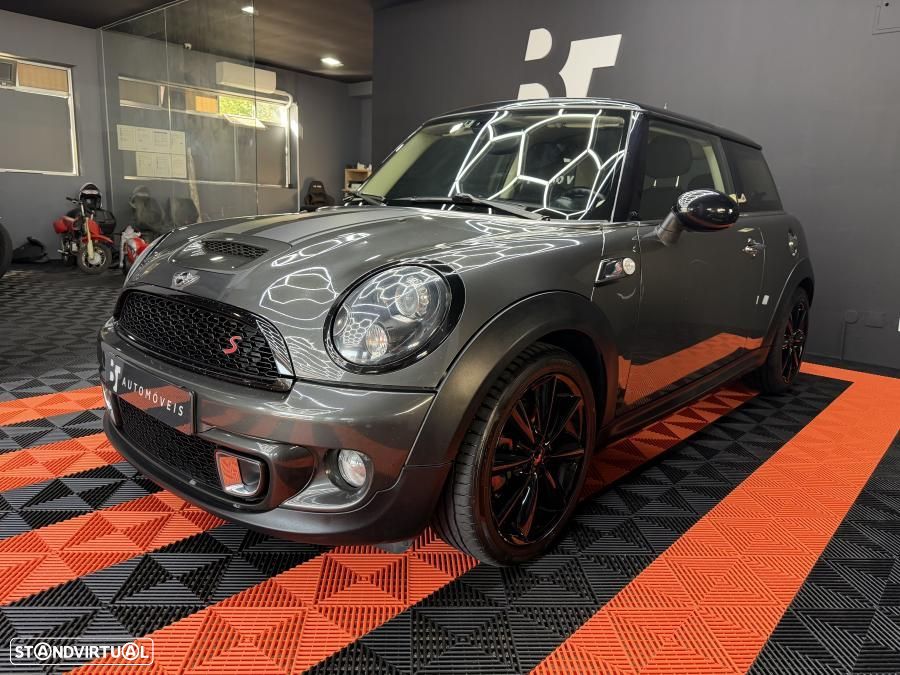 MINI 3 Portas Cooper SD - 1