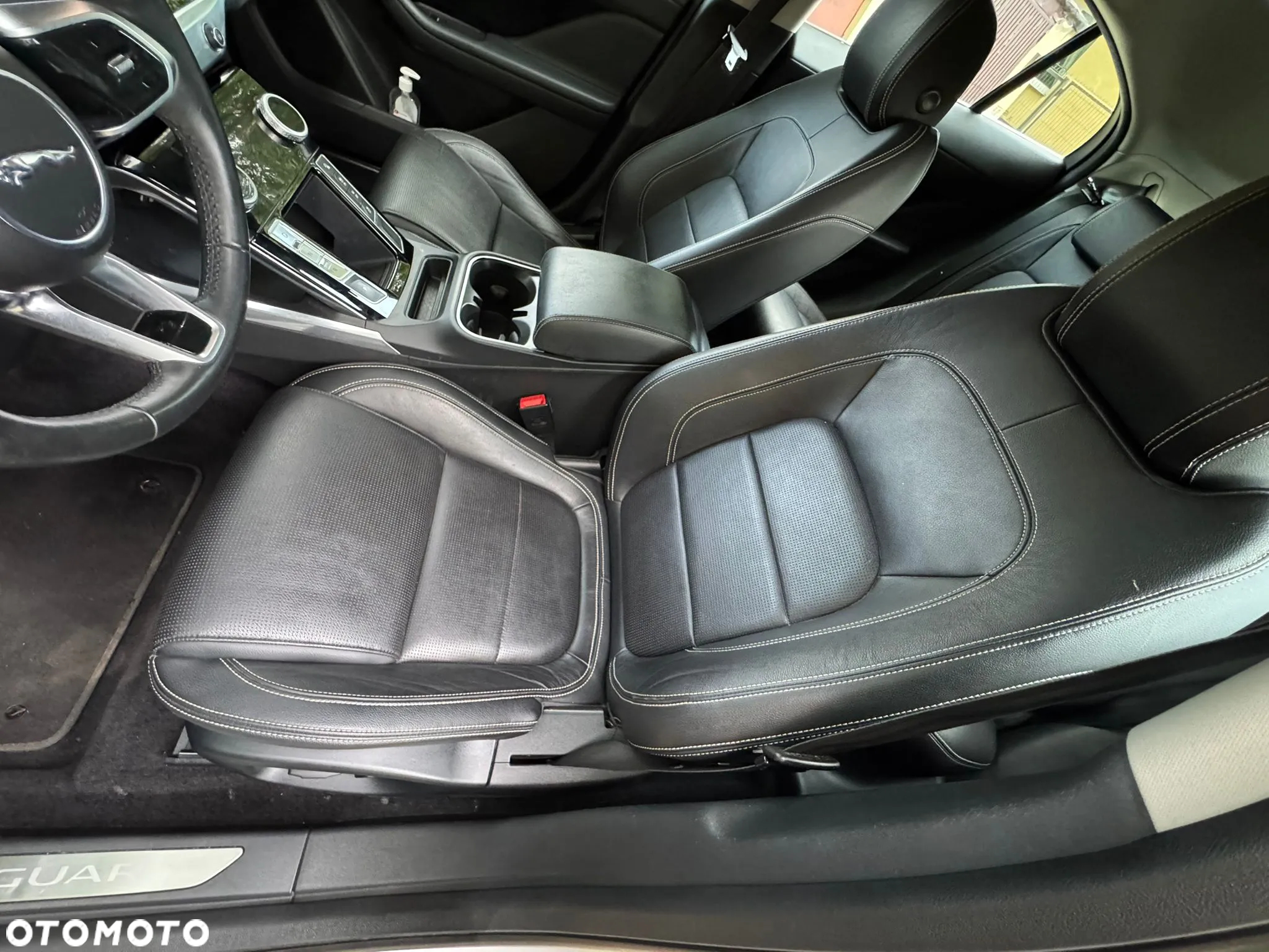 Jaguar I-Pace EV400 90kWh AWD R-Dynamic SE - 9