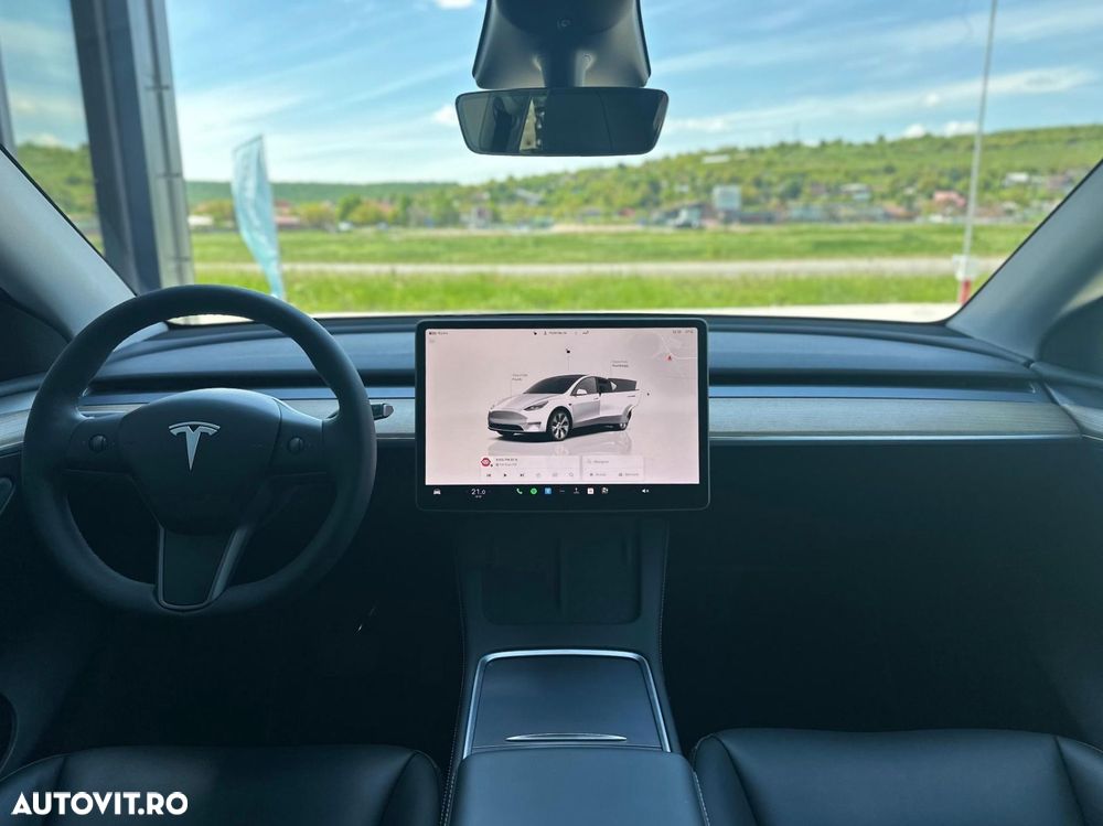 Tesla Model Y Long Range Dual Motor AWD - 25
