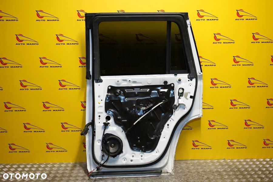 GM CHEVY YUKON ESCALADE TAHOE 2015 2020 Drzwi Tył Prawe Szyba Kompletne USA - 4