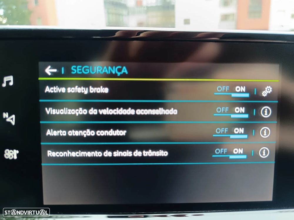 Peugeot e-208 50 kWh Active Pack - 52