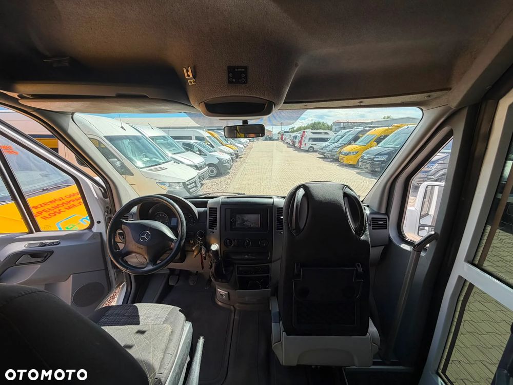 Mercedes-Benz Sprinter 519 - 15