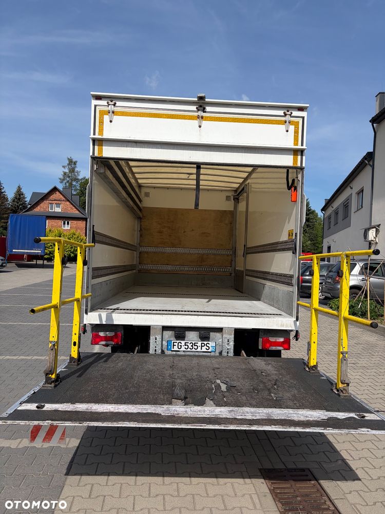 Iveco DAILY 72c18 Kontener 4,7m winda klima - 5