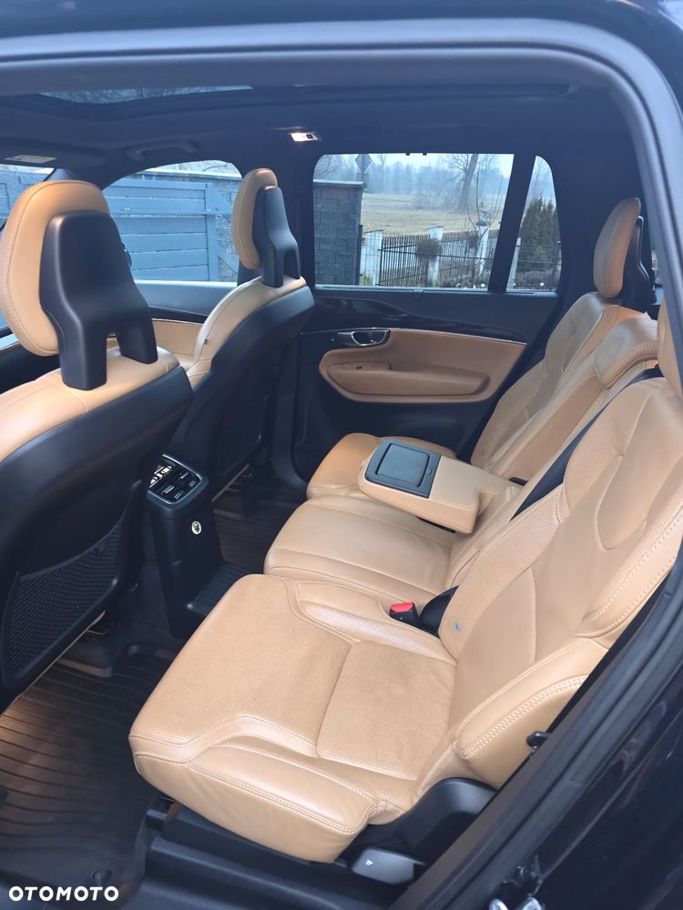 Volvo XC 90 - 27