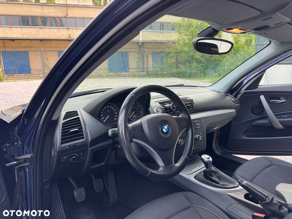 BMW Seria 1 116d - 8