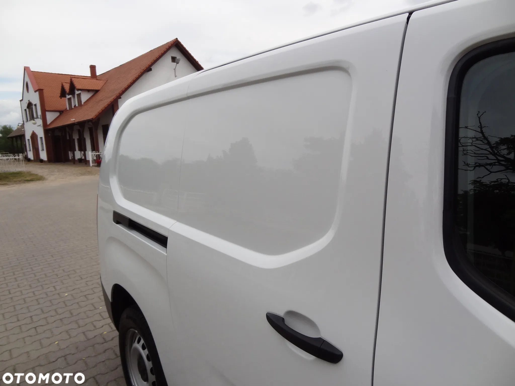 Peugeot Partner LONG Full Opcja Pakiet Terenowy! - 21